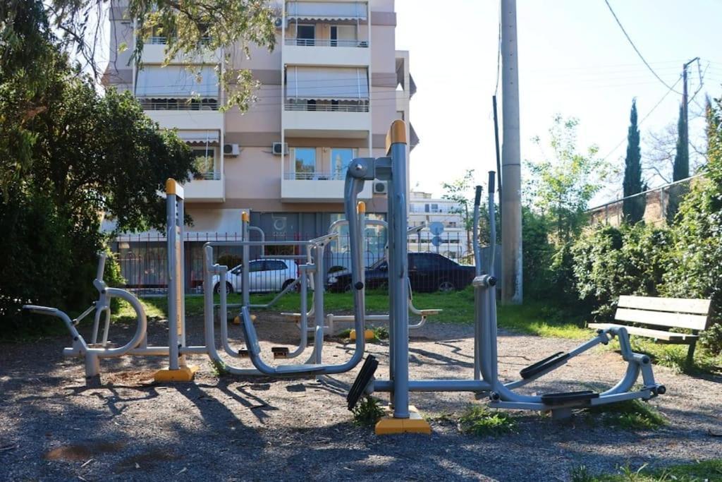 Апартаменты Δίπλα Στο Πάρκο Каламата Экстерьер фото